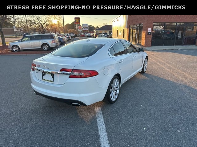 Used 2011 Jaguar XF Premium image 23