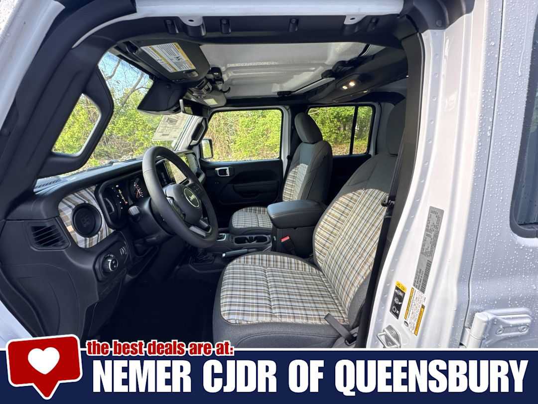 New 2026 Jeep Gladiator Sport AWD/4WD image 11