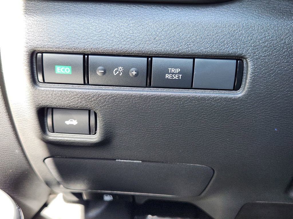 Used 2025 Nissan Sentra S image 25