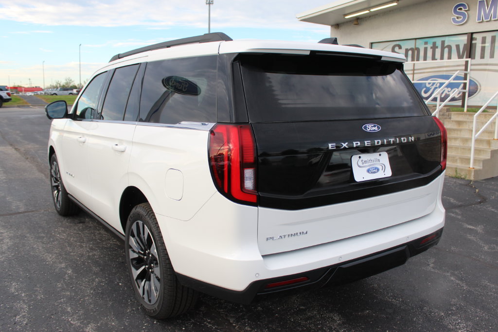 New 2027 Ford Expedition Platinum w/ Driver's Package AWD/4WD image 3