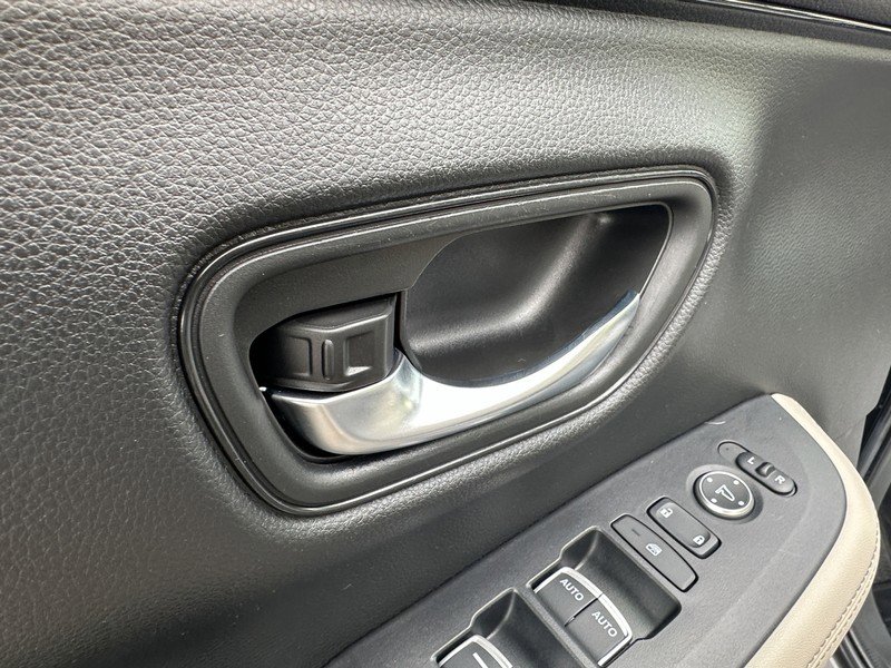 Used 2024 Honda HR-V EX-L image 21