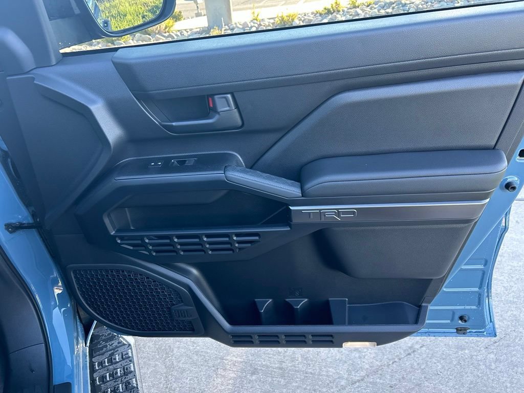 Used 2026 Toyota 4Runner TRD Off-Road Premium AWD/4WD image 25