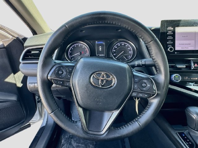 Used 2023 Toyota Camry SE FWD image 11