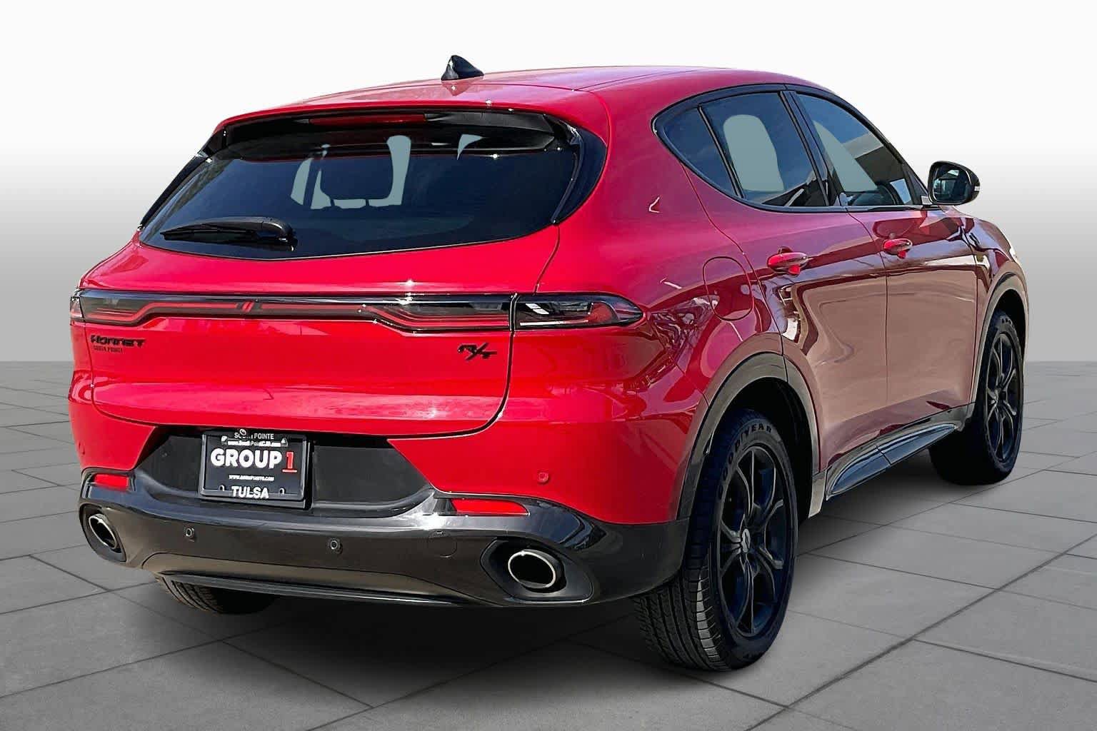 Certified 2024 Dodge Hornet R/T w/ R/T Blacktop Package AWD/4WD image 13