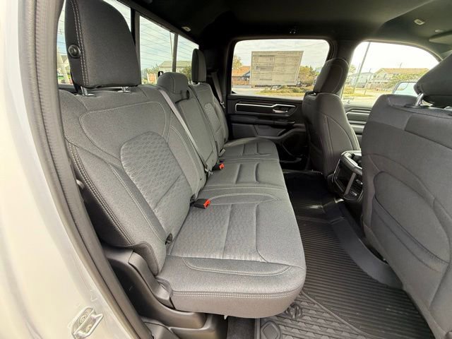 New 2026 RAM 1500 4x4 Crew Cab image 12