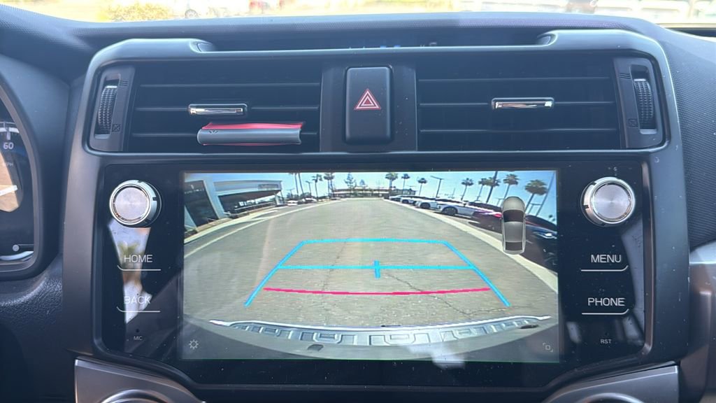 Used 2016 Toyota 4Runner SR5 AWD/4WD image 15