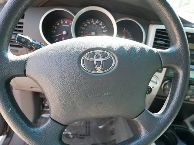 Used 2008 Toyota 4Runner SR5 AWD/4WD image 17