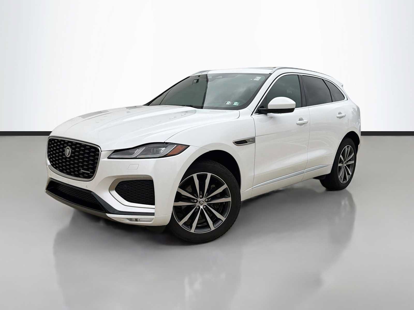 Certified 2025 Jaguar F-PACE R-Dynamic S AWD/4WD image 1