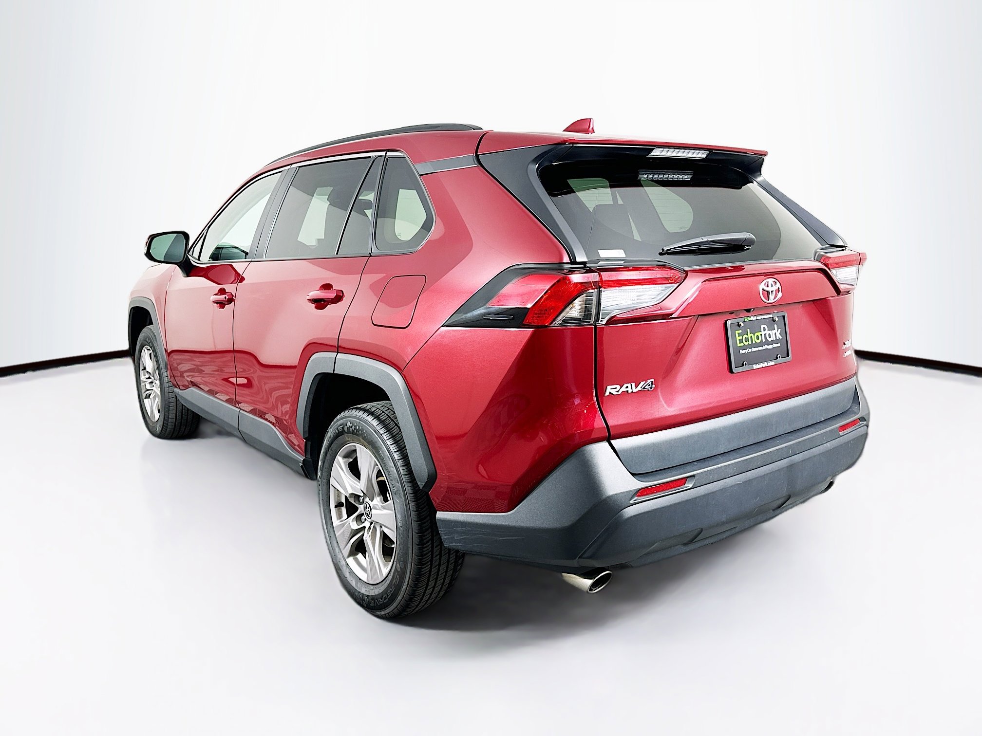 Used 2023 Toyota RAV4 XLE image 5