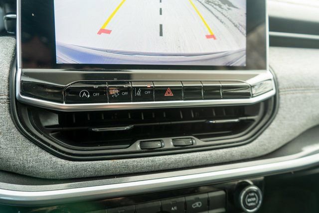 Used 2022 Jeep Compass Latitude image 26