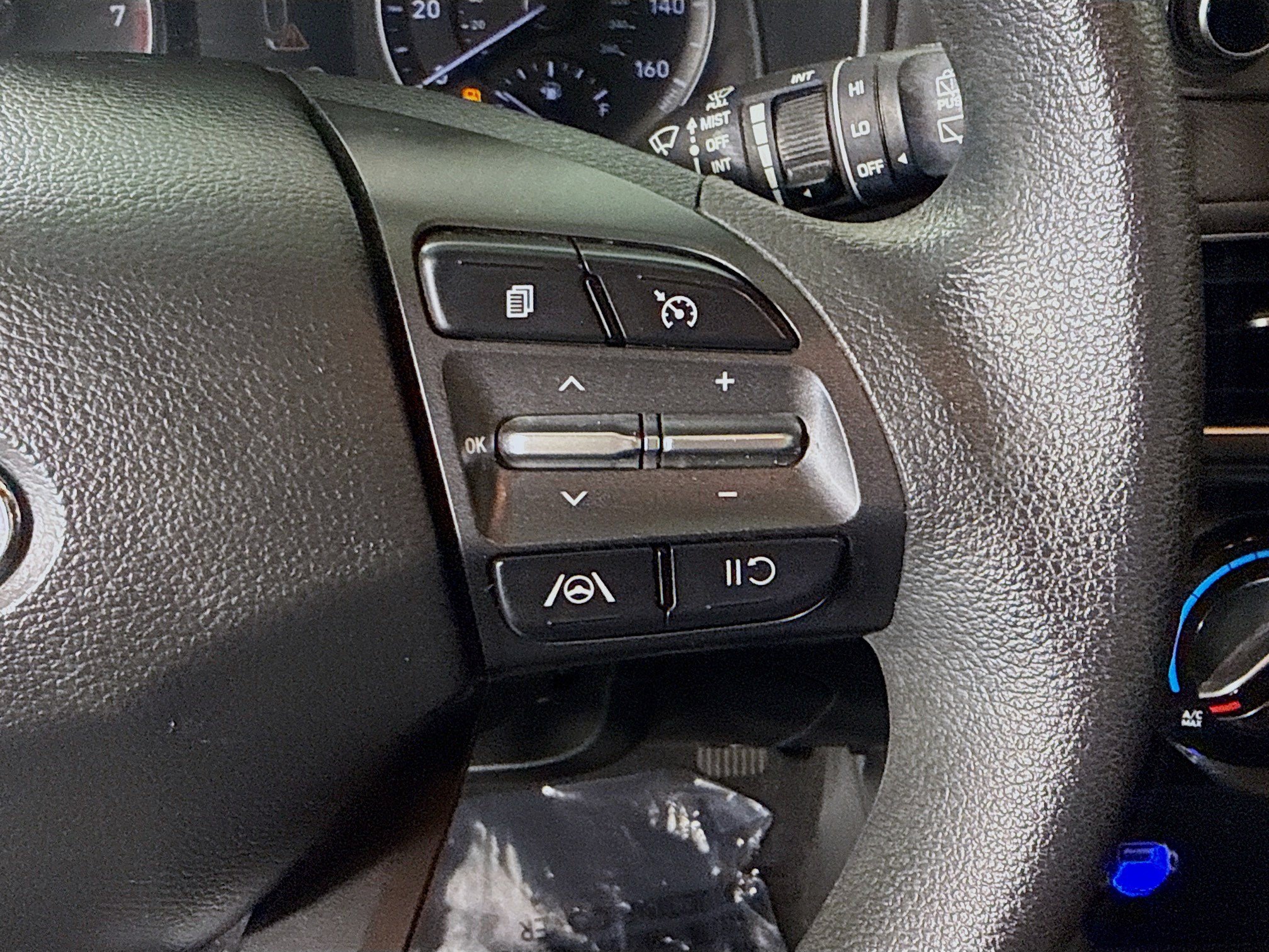 Used 2022 Hyundai Kona SEL FWD image 15