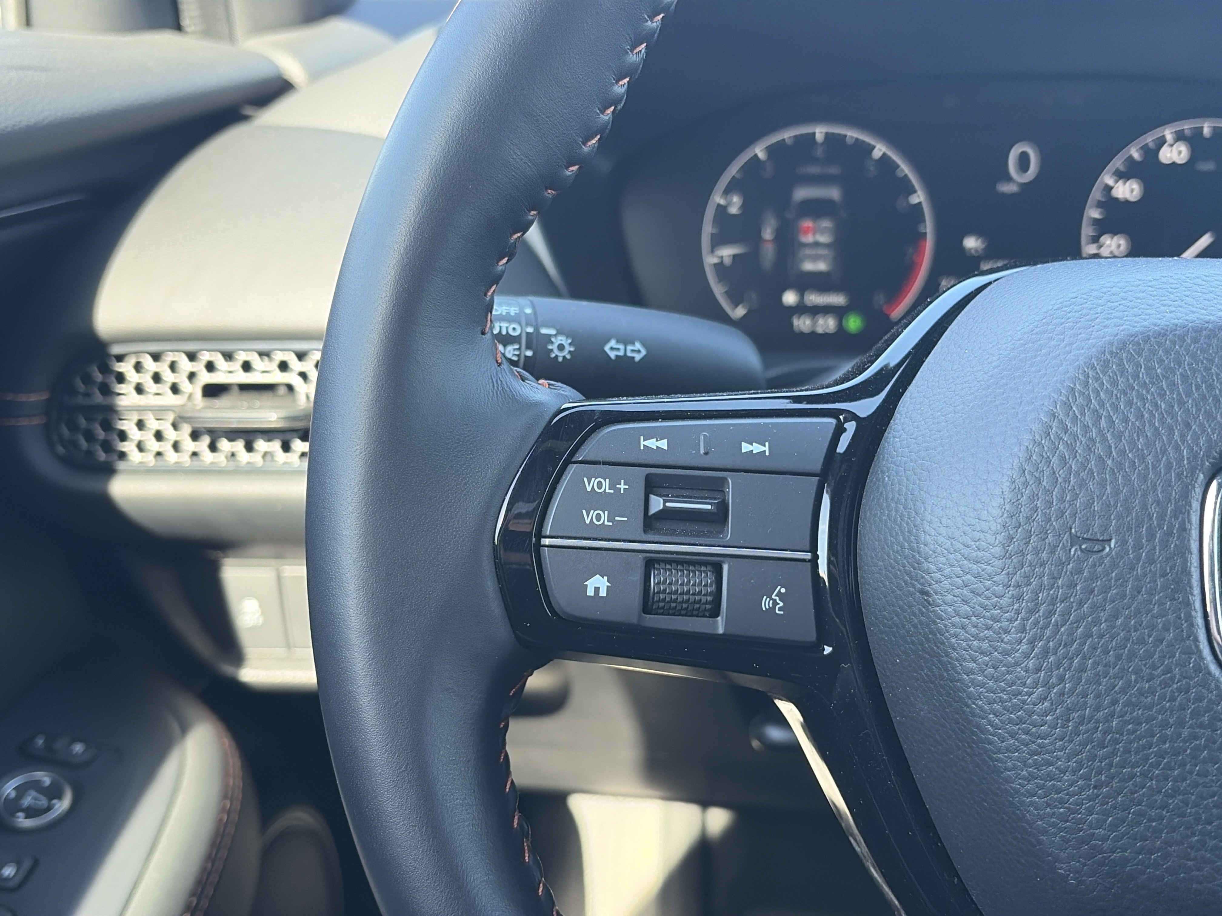 Certified 2026 Honda HR-V Sport image 22