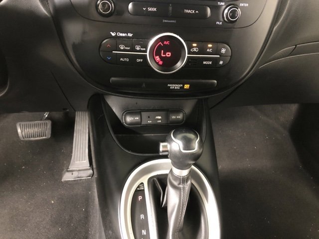Used 2017 Kia Soul + image 31