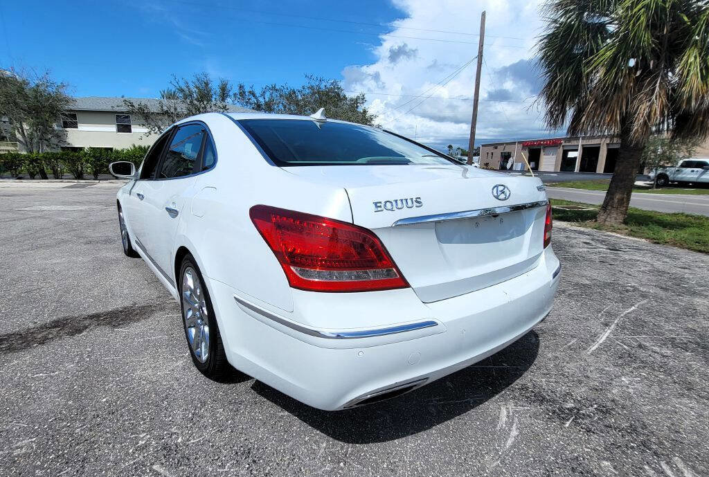 Used 2013 Hyundai Equus Signature image 10