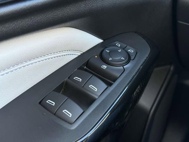 Certified 2025 Chevrolet Trax LT image 14