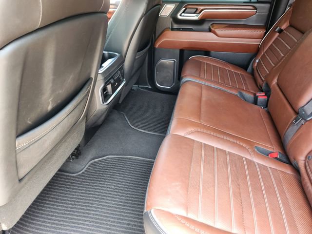 Used 2024 GMC Sierra 3500 Denali Ultimate AWD/4WD image 31
