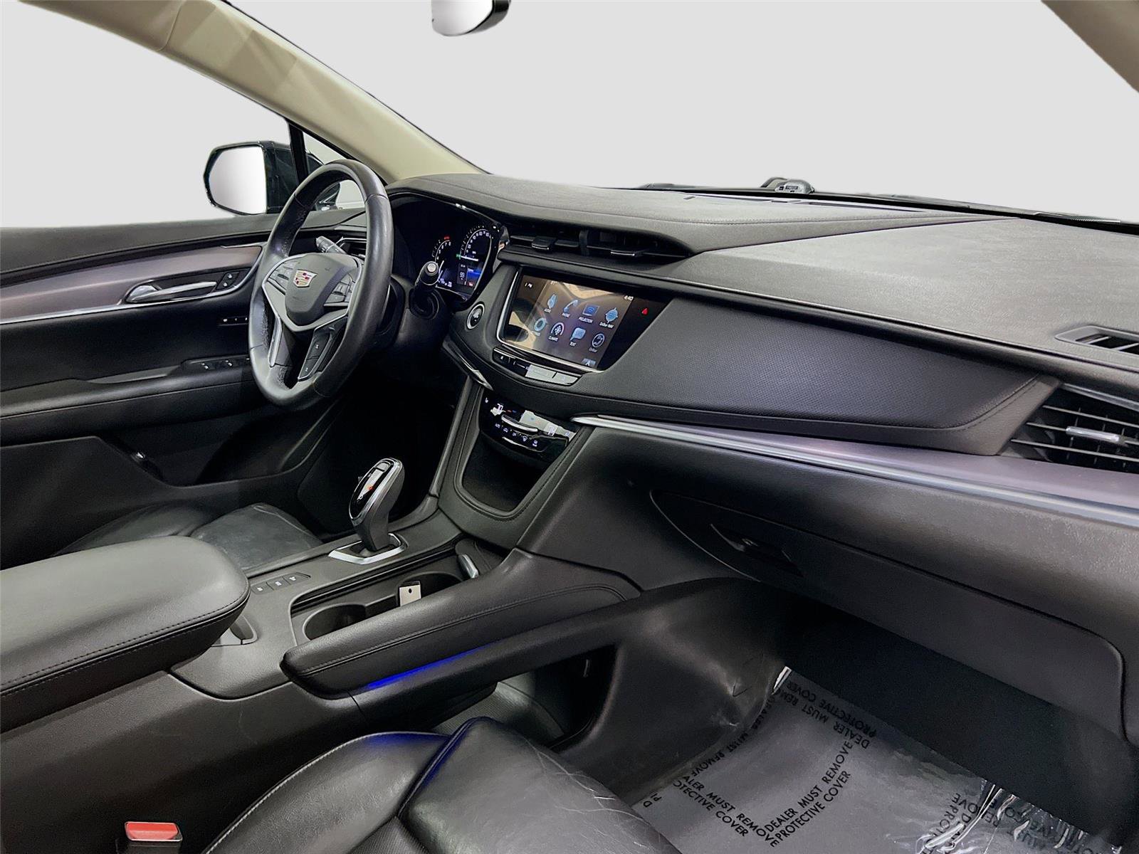 Used 2017 Cadillac XT5 Luxury image 30