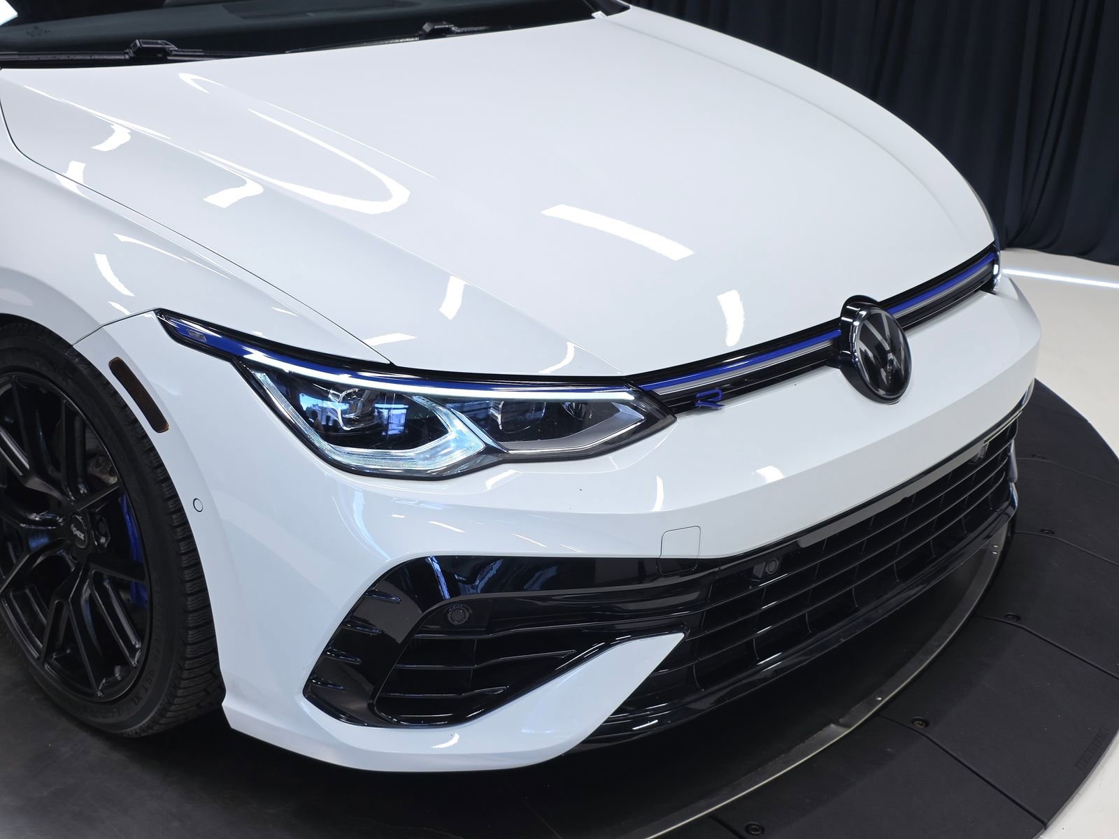 Used 2023 Volkswagen Golf 20th Anniversary Edition image 51