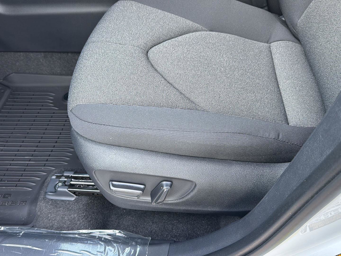 New 2026 Toyota Grand Highlander AWD Hybrid image 26