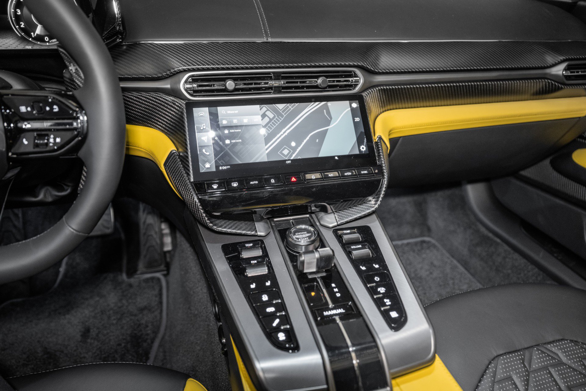 Used 2025 Aston Martin Vanquish image 21