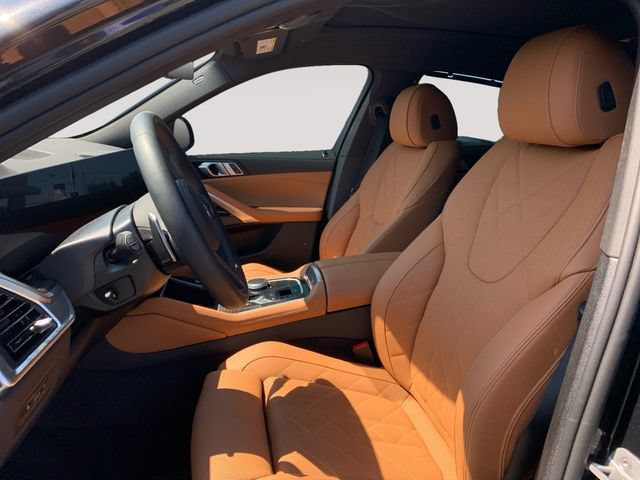 Used 2025 BMW X6 xDrive40i w/ Premium Package AWD/4WD image 9