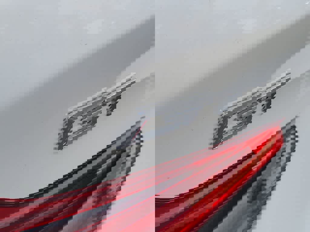 Used 2018 BMW 640i Gran Turismo xDrive image 9