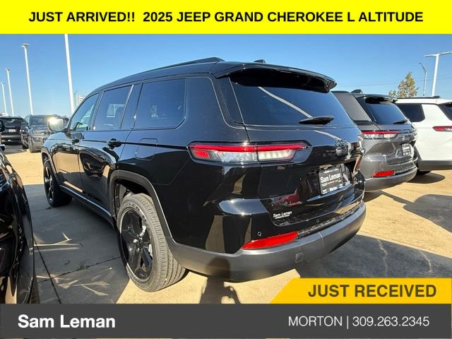 New 2025 Jeep Grand Cherokee L Altitude image 12