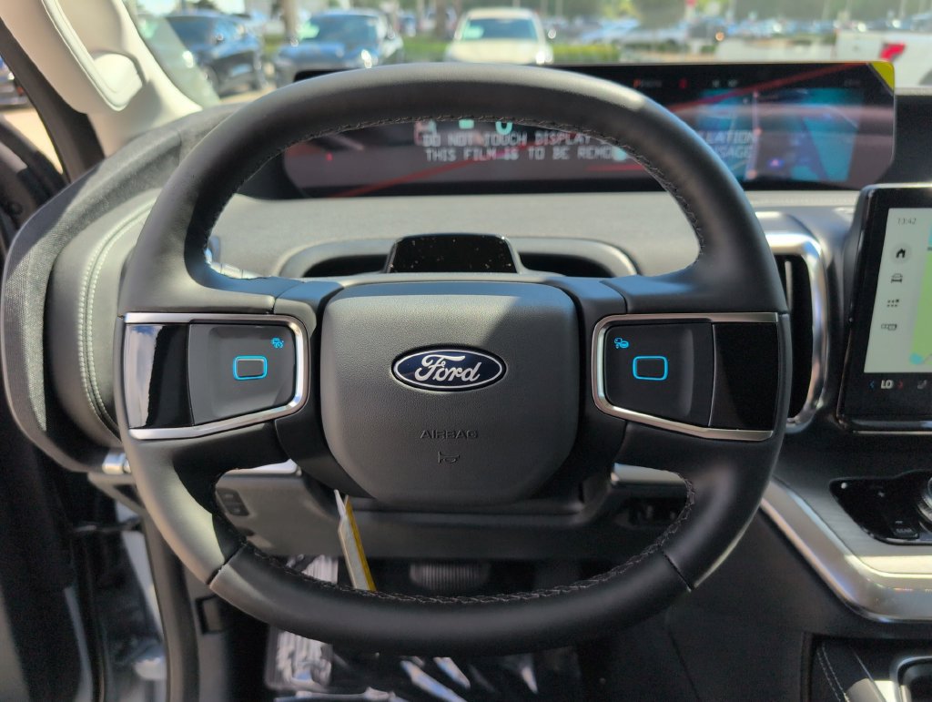 New 2027 Ford Expedition Platinum RWD image 31