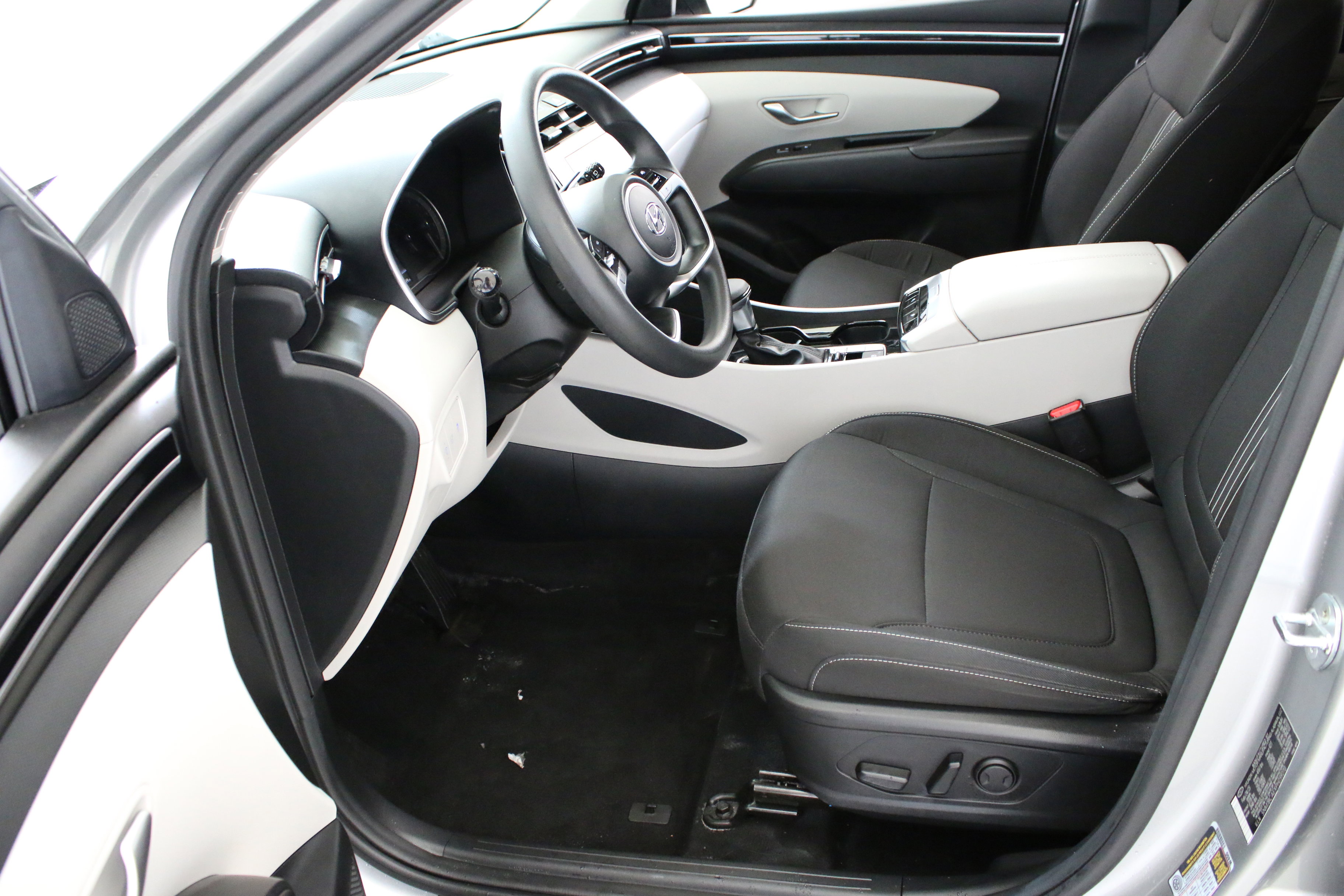 Used 2023 Hyundai Tucson SEL image 24