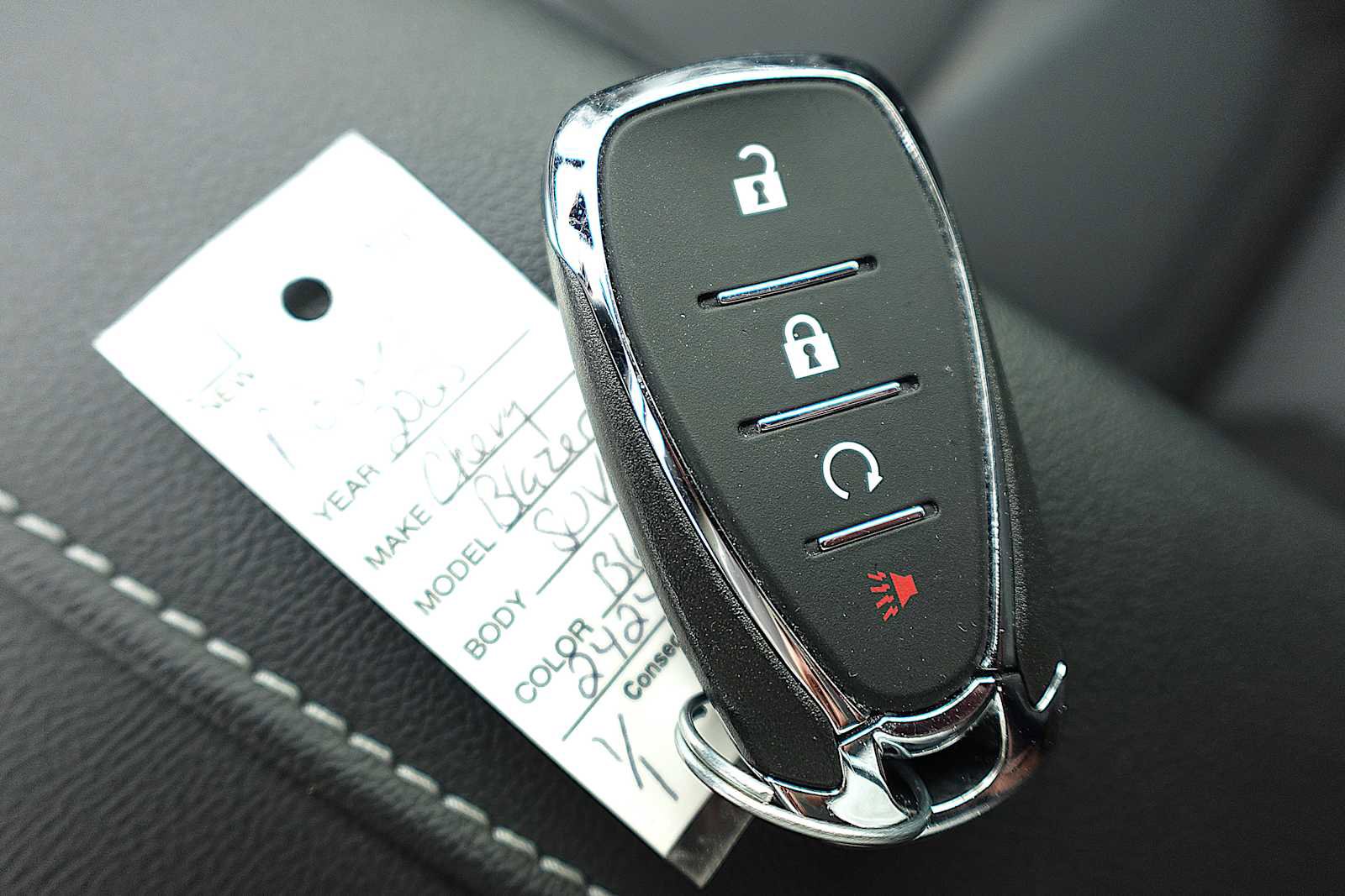 Used 2025 Chevrolet Blazer LT image 35