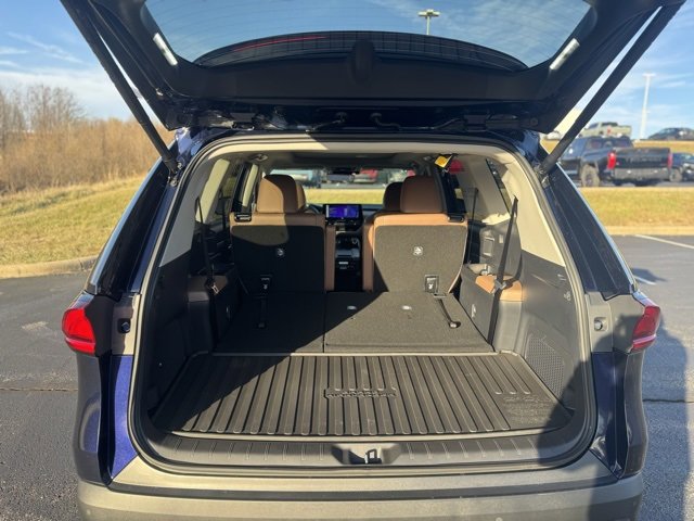 New 2026 Toyota Grand Highlander Platinum image 10