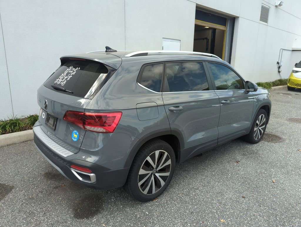 Used 2022 Volkswagen Taos SE video 2