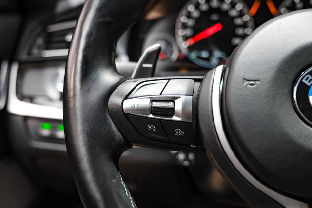 Used 2015 BMW M5 image 21