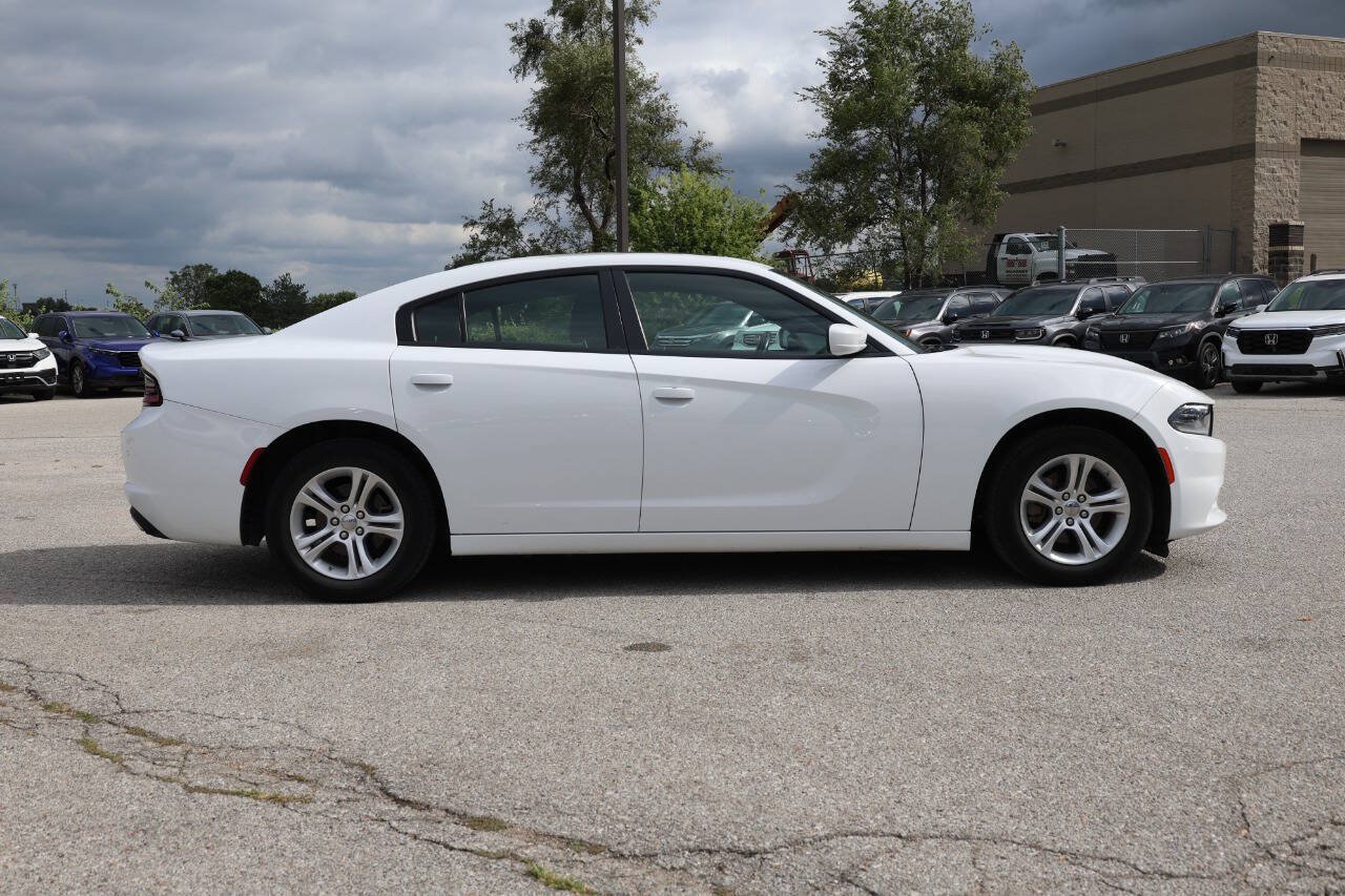 Used 2022 Dodge Charger SXT w/ Driver Convenience Group RWD image 7