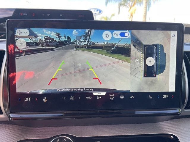 New 2025 Ford Expedition Active image 12