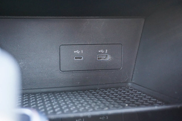 Used 2024 Nissan Pathfinder SV AWD/4WD image 27