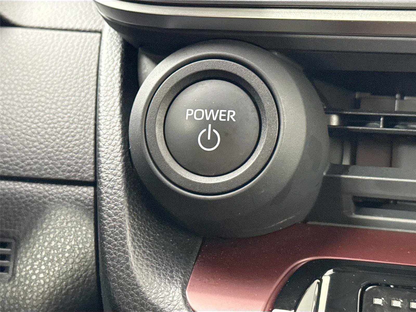 Certified 2025 Toyota Prius Plug-In Hybrid FWD image 22
