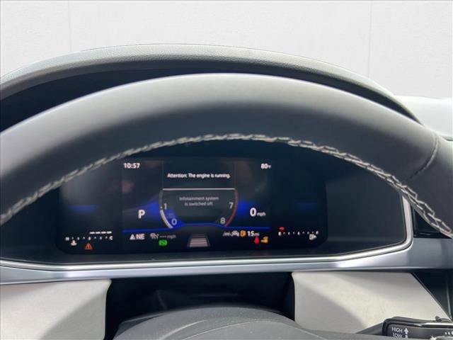 New 2025 Volkswagen Taos SE image 11