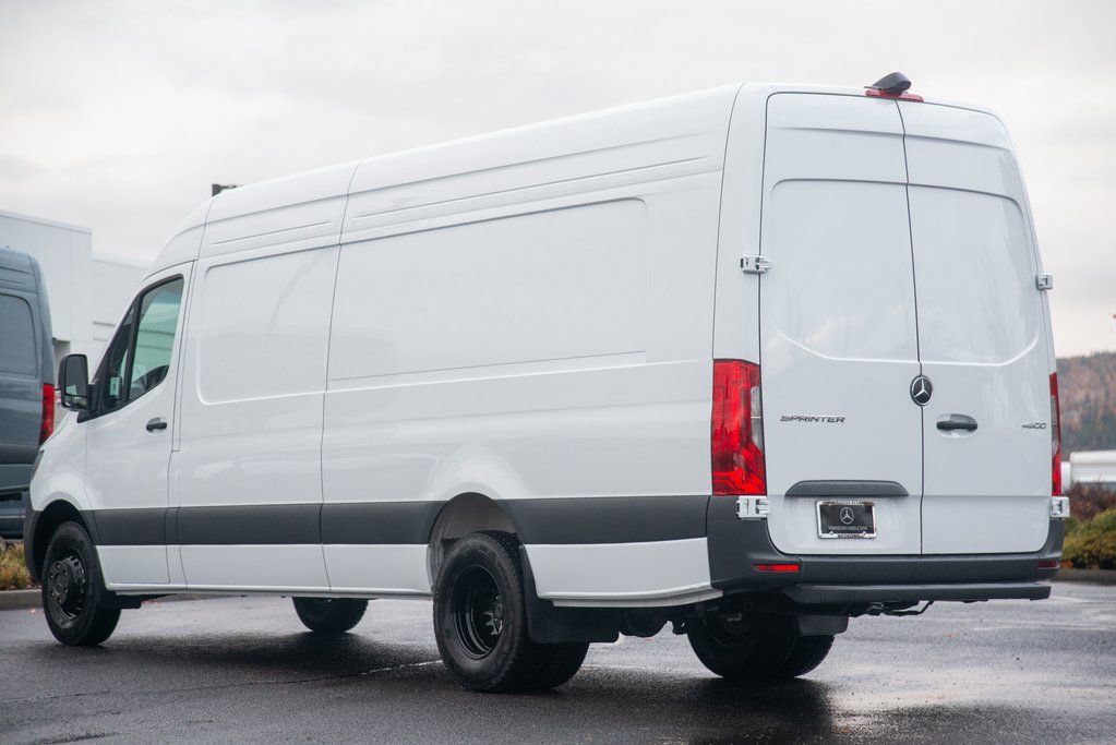 New 2025 Mercedes-Benz Sprinter 4500 image 10