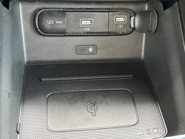 Used 2022 Kia Telluride S FWD image 27