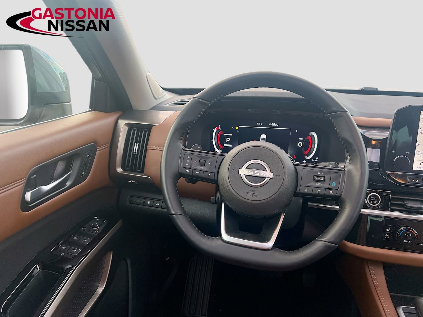 Used 2024 Nissan Pathfinder Platinum w/ Cargo Package image 31