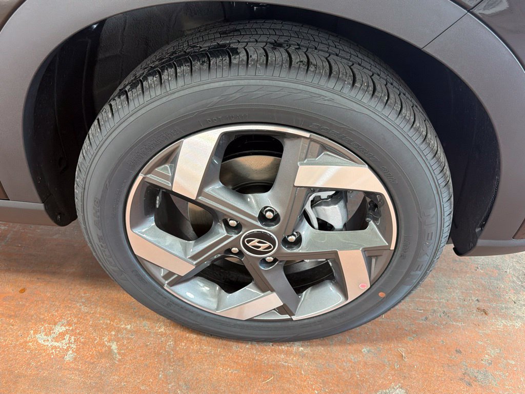 New 2026 Hyundai Venue SEL FWD image 10