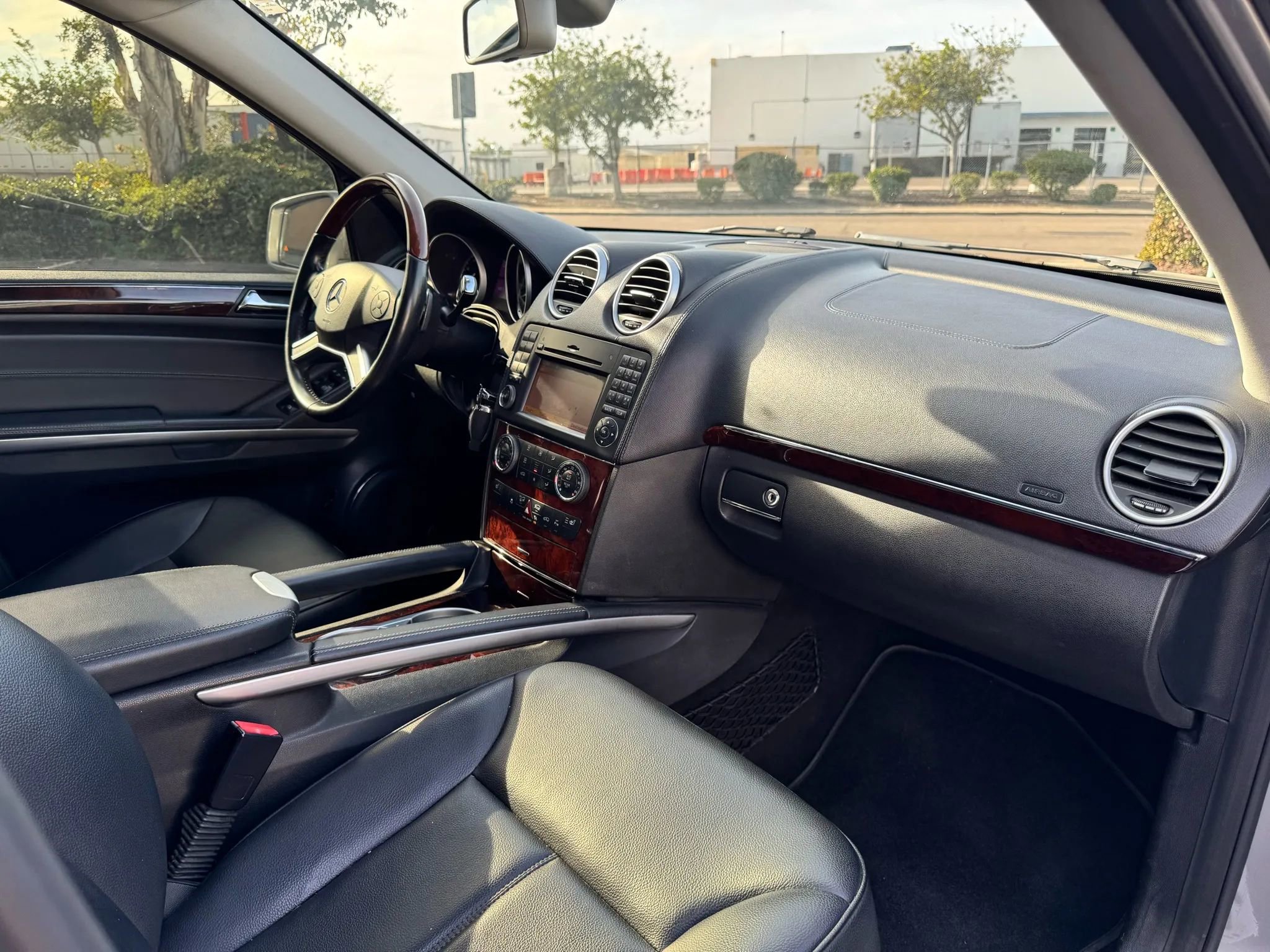 Used 2012 Mercedes-Benz GL 450 4MATIC image 25