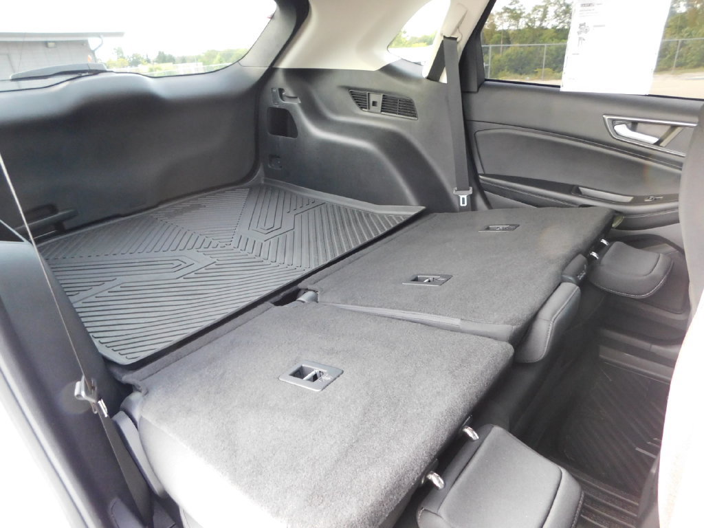 Used 2024 Ford Edge SE AWD/4WD image 24