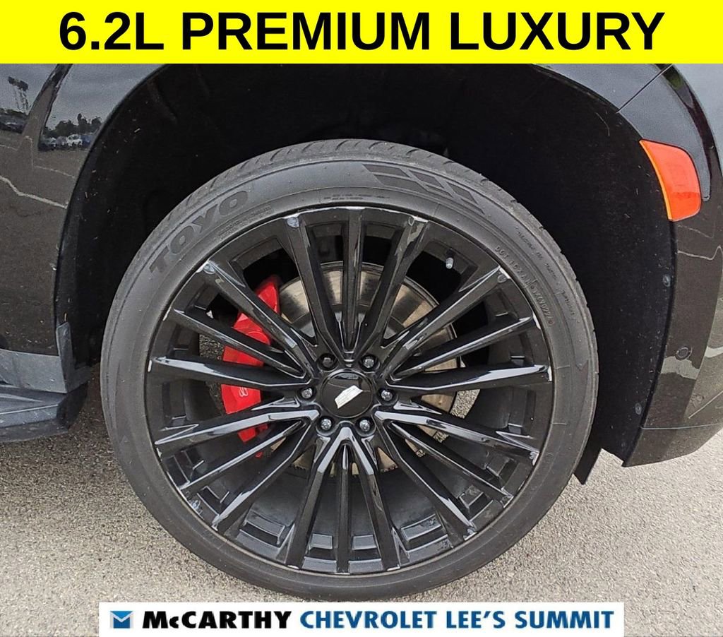 Used 2023 Cadillac Escalade Premium Luxury w/ LPO, Illumination Package AWD/4WD image 21