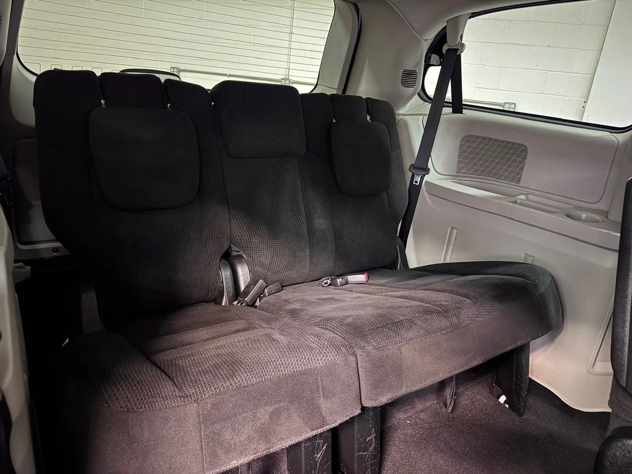 Used 2017 Dodge Grand Caravan SE w/ Power Window Group FWD image 19