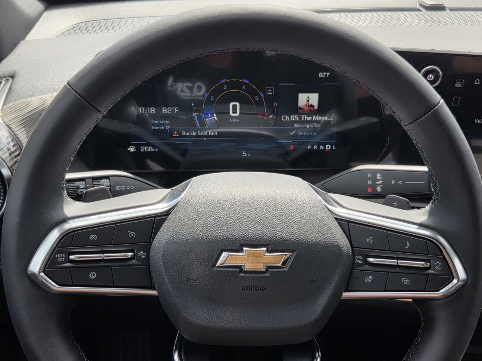 New 2026 Chevrolet Equinox LT w/ Convenience Package II FWD image 14
