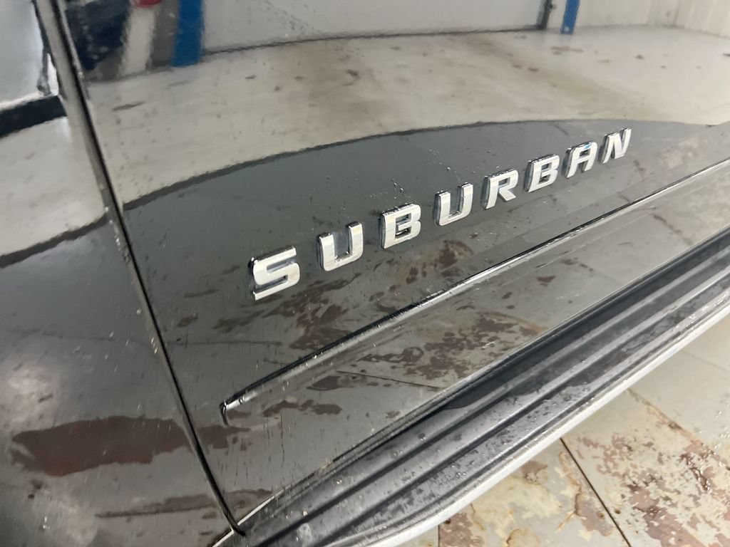 Used 2017 Chevrolet Suburban Premier AWD/4WD image 27