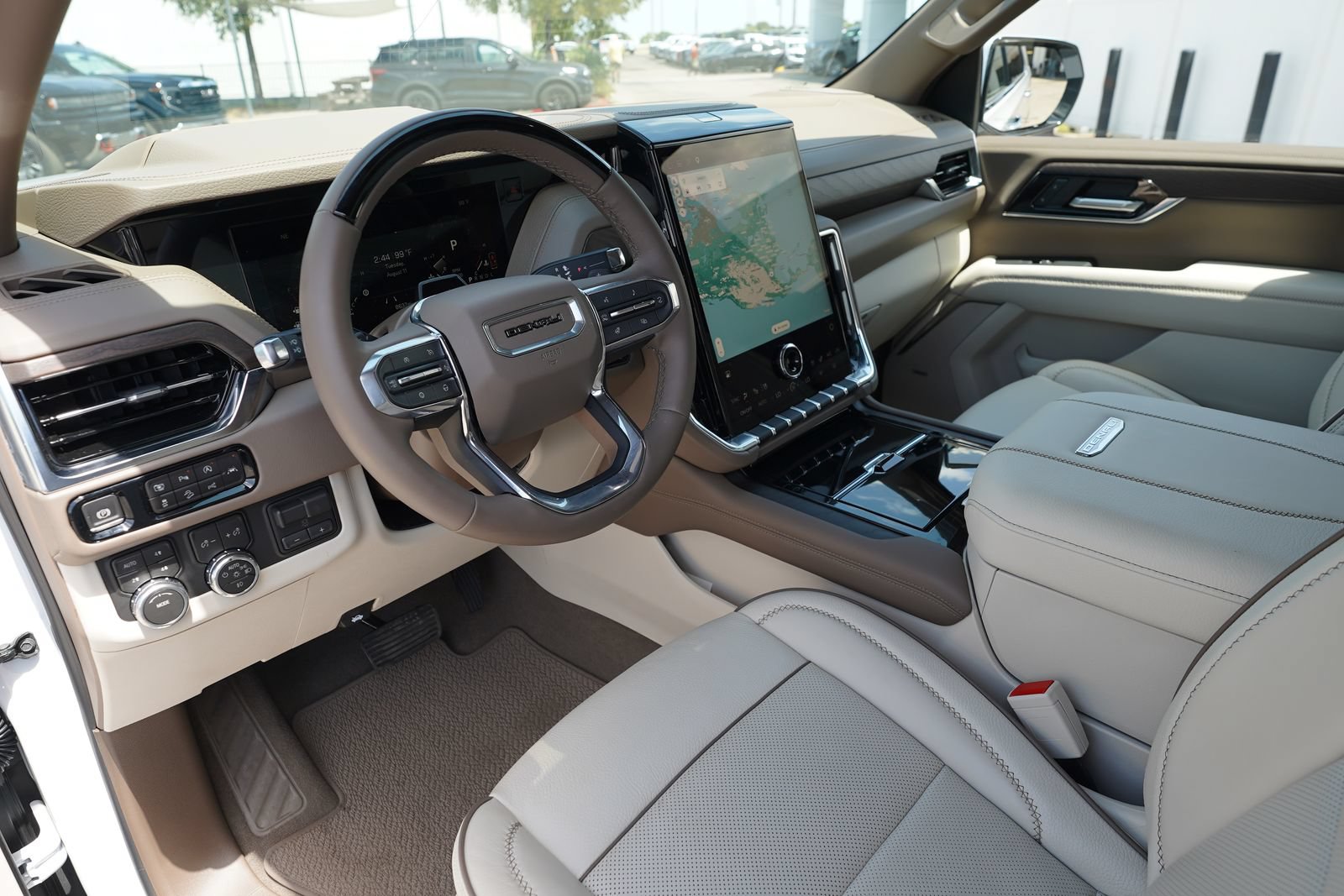 Certified 2026 GMC Yukon XL Denali w/ Advanced Technology Package AWD/4WD image 17