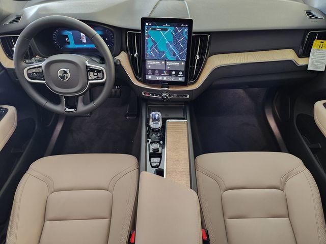 New 2026 Volvo XC60 B5 Plus w/ Protection Package Premier image 4